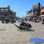 Holiday home House Met Parkeerplaats In Het Centrum Egmond aan Zee