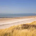 House Met Parkeerplaats In Het Centrum Holiday home *