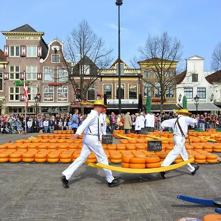 House Met Parkeerplaats In Het Centrum Egmond aan Zee