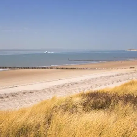 House Met Parkeerplaats In Het Centrum Holiday home *